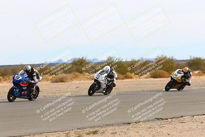 media/Jan-16-2022-CVMA (Sun) [[7f3d92989d]]/Race 8 Supersport Shootout/